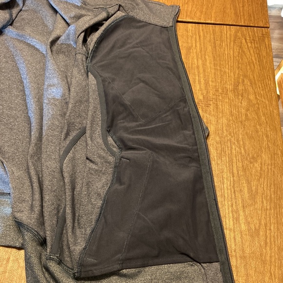 Lululemon Jacket - Picture 8 of 11